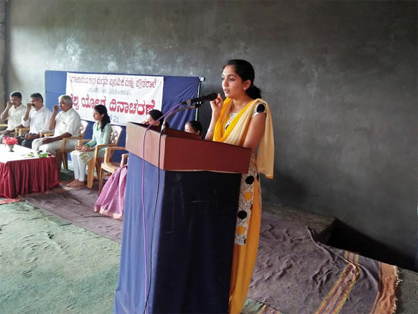 VKMS yoga day (1)