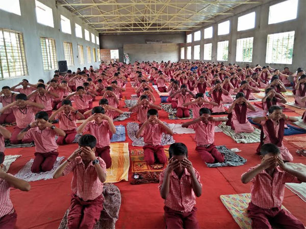 VKMS yoga day