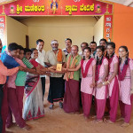 ಗ್ರಾಮವಿಕಾಸ ಕಾರ್ಯಕ್ರಮದಲ್ಲಿ ಶಾಲೆಯ ವಿದ್ಯಾರ್ಥಿಗಳು